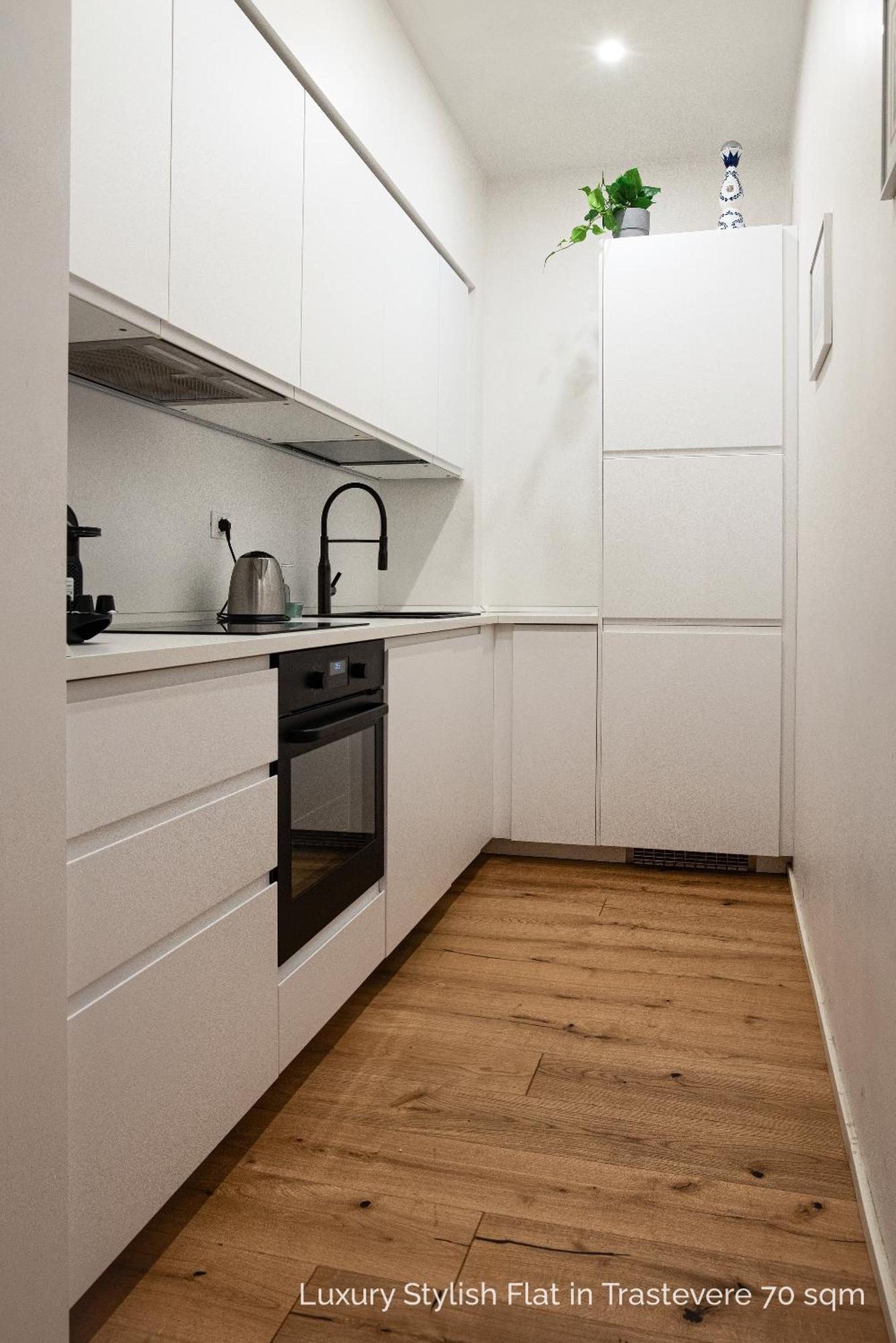 La Dolce - Luxury Stylish Flats In Trastevere 70-90sqm Apartment Rome